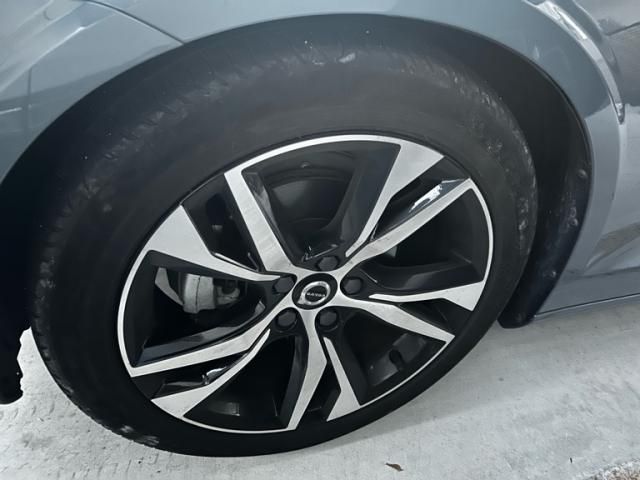 VOLVO VOLVO V60 2023