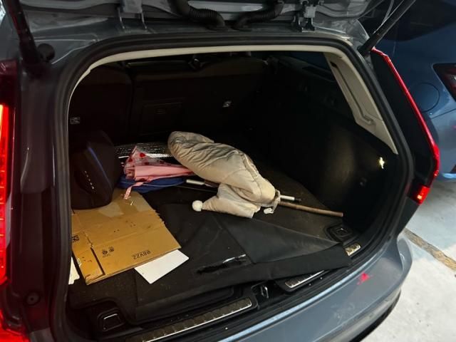 VOLVO VOLVO V60 2023