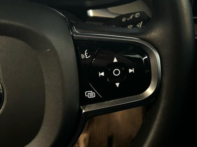 VOLVO VOLVO V60 2023