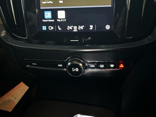 VOLVO VOLVO V60 2023