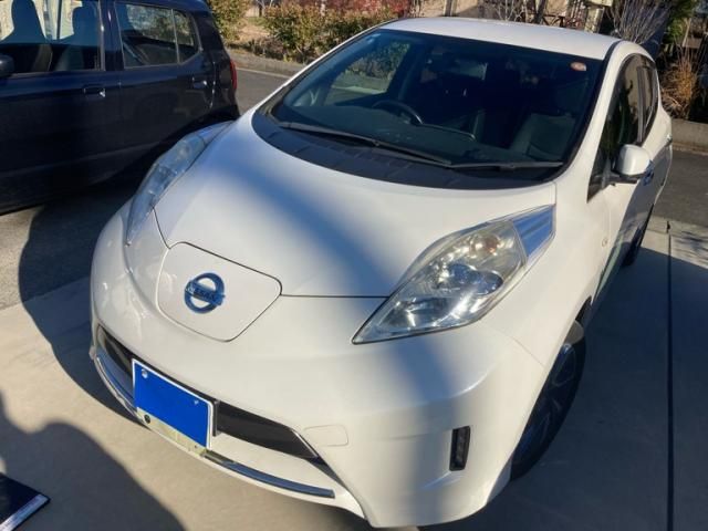 NISSAN LEAF 2014