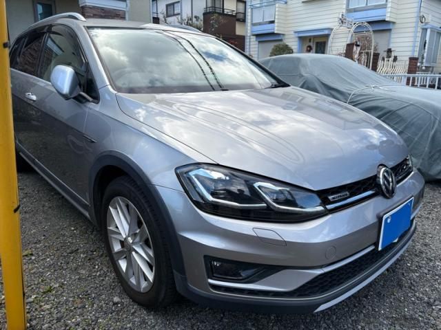VOLKSWAGEN VOLKSWAGEN GOLF Alltrack 2018