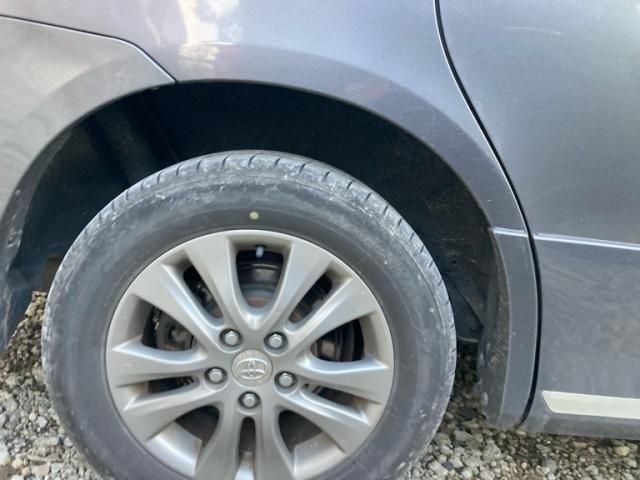 TOYOTA VOXY 4WD 2012