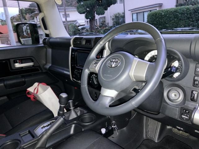 TOYOTA FJ CRUISER 4WD 2012