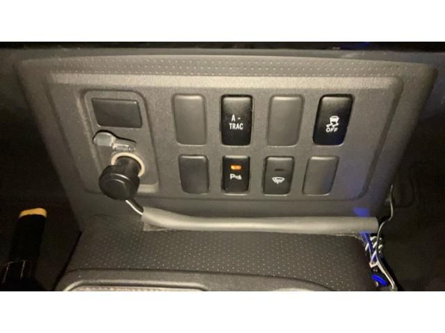 TOYOTA FJ CRUISER 4WD 2012