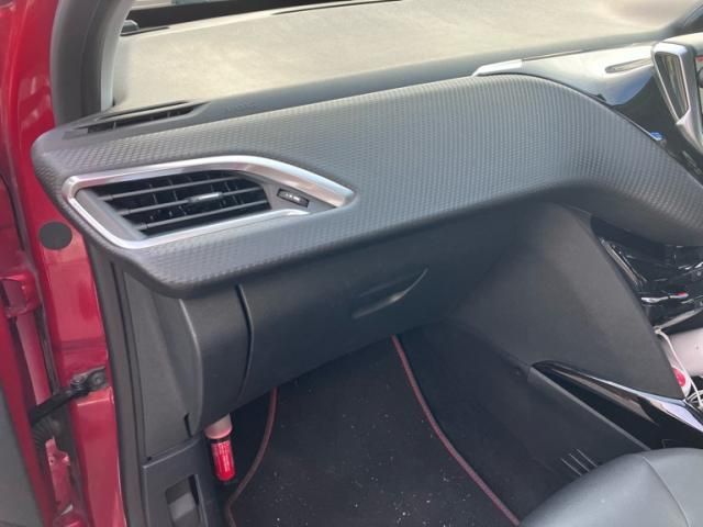 PEUGEOT PEUGEOT 2008 2017