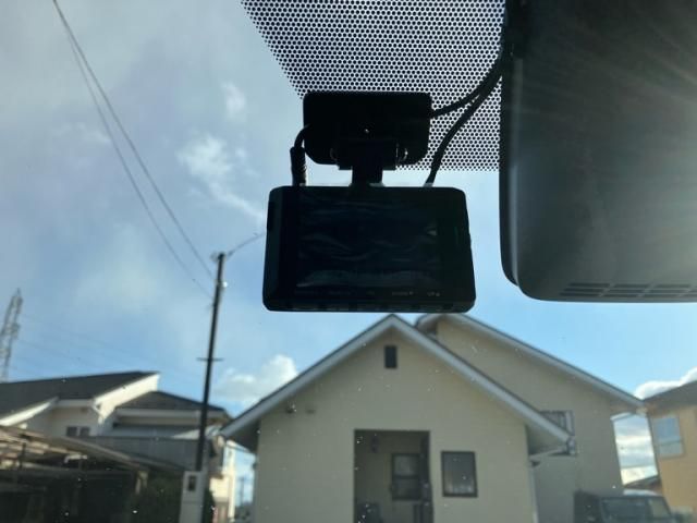 TOYOTA VOXY 4WD 2021