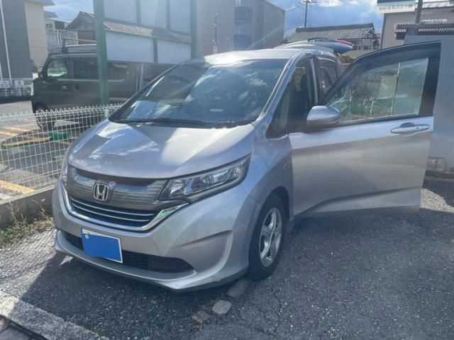 HONDA FREED HYBRID 2016