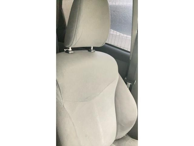 TOYOTA PRIUS Alpha 2013