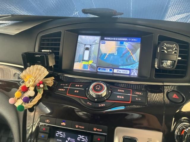 NISSAN ELGRAND  4WD 2013