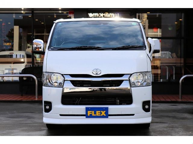 TOYOTA HIACE van 4WD 2023