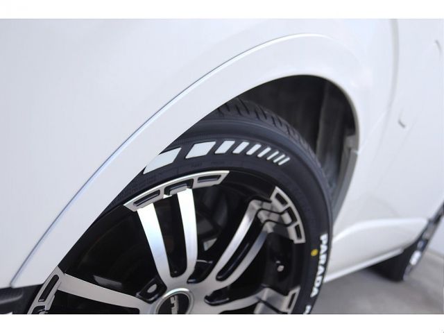 TOYOTA HIACE van 4WD 2023