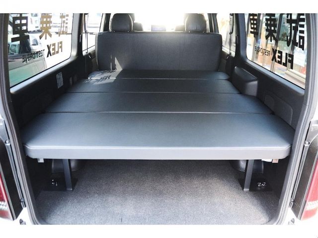 TOYOTA HIACE van 4WD 2023