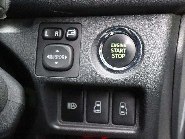 TOYOTA HIACE van 2WD 2018