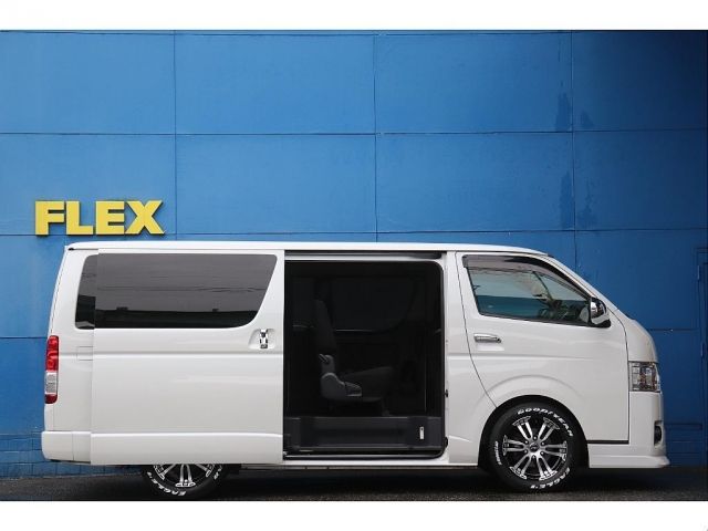 TOYOTA HIACE van 2WD 2018