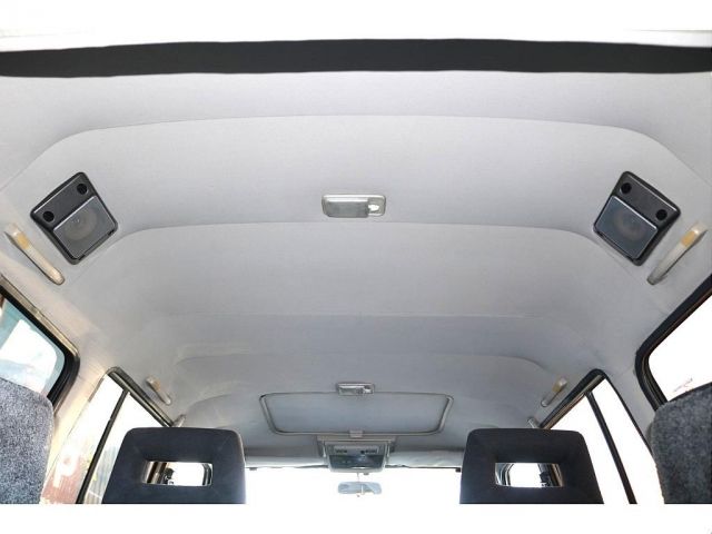 TOYOTA LANDCRUISER van 1989