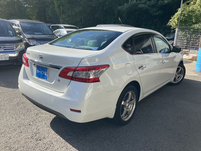 NISSAN Sylphy 2014
