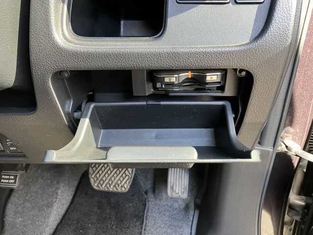 NISSAN SERENA  WG 2011