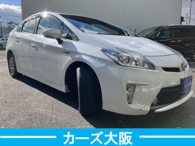 TOYOTA PRIUS 2014