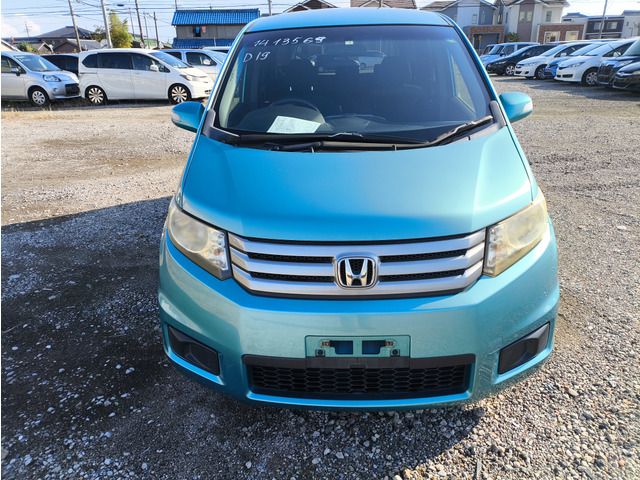 HONDA FREED Spike 2012