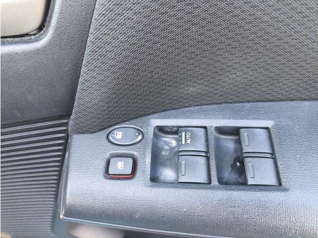 HONDA FREED Spike 2012