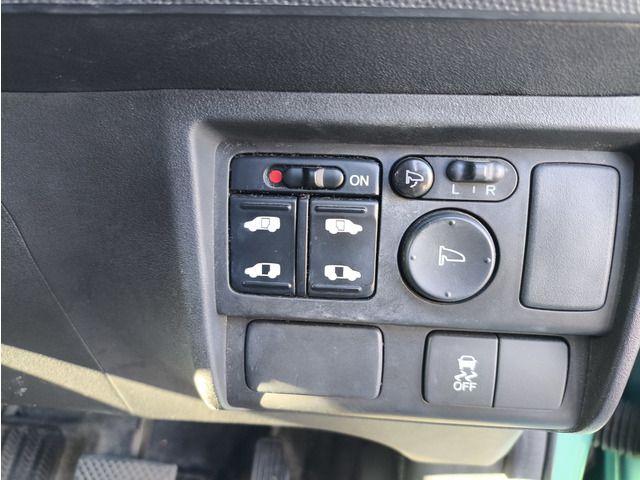 HONDA FREED Spike 2012