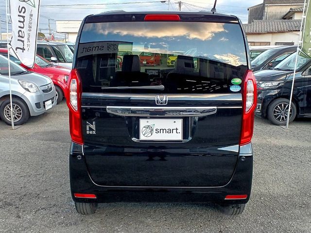 HONDA N BOX 2018