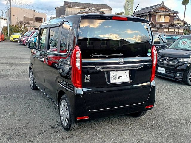 HONDA N BOX 2018