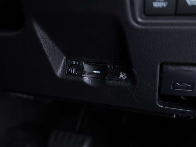 TOYOTA YARIS CROSS HYBRID 2025