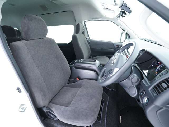 TOYOTA HIACE wagon 4WD 2025