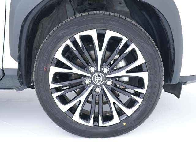 TOYOTA YARIS CROSS 2025