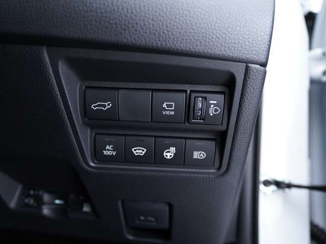 TOYOTA YARIS CROSS HYBRID 2025