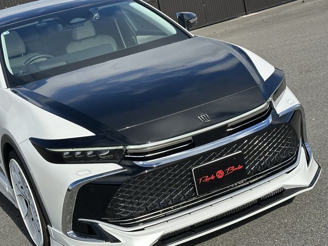 TOYOTA CROWN CROSSOVER 2025