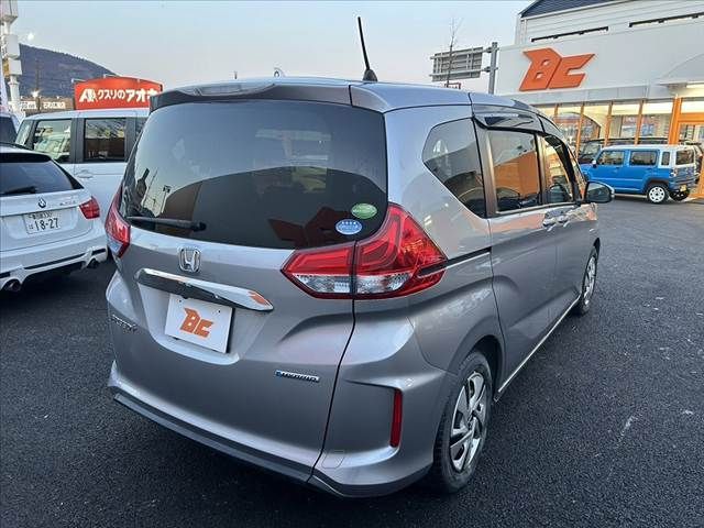 HONDA FREED plus HYBRID 2016