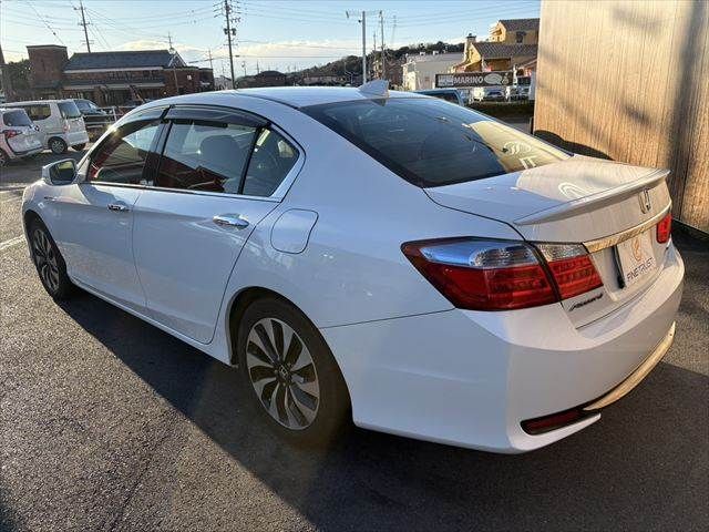 HONDA ACCORD HYBRID 2013