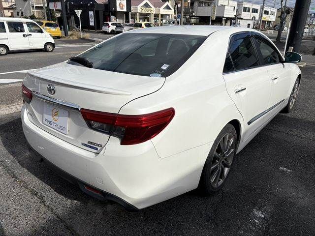 TOYOTA MARK X 2012
