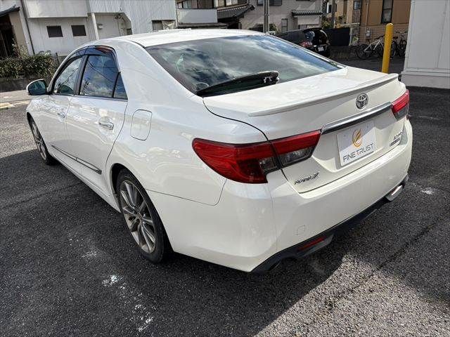 TOYOTA MARK X 2012