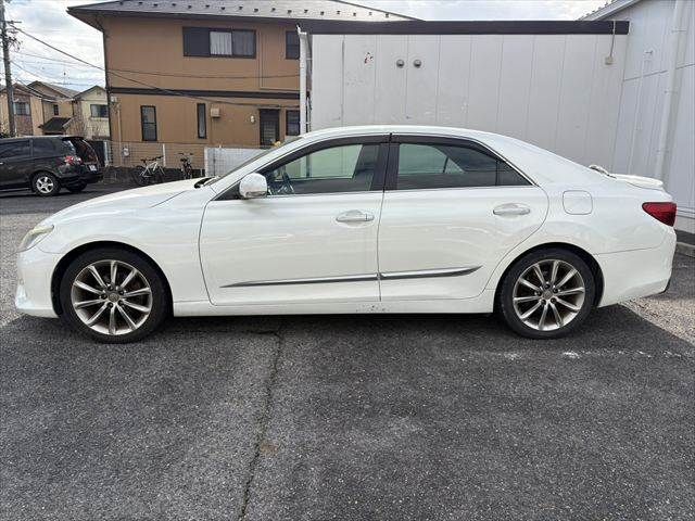 TOYOTA MARK X 2012