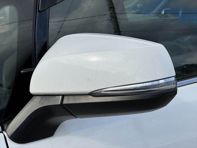 TOYOTA VELLFIRE 2017