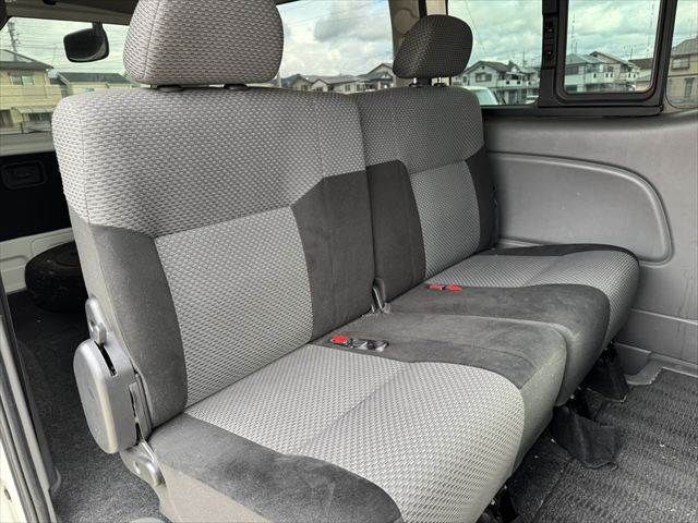 NISSAN NV350 CARAVAN 2017