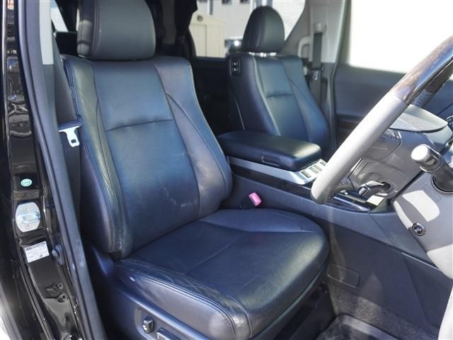 TOYOTA VELLFIRE  HYBRID 4WD 2012