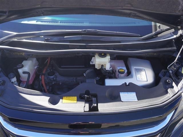 TOYOTA VELLFIRE  HYBRID 4WD 2012