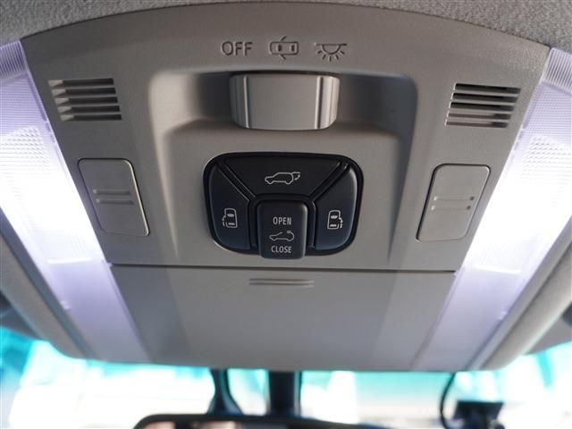 TOYOTA VELLFIRE  HYBRID 4WD 2012