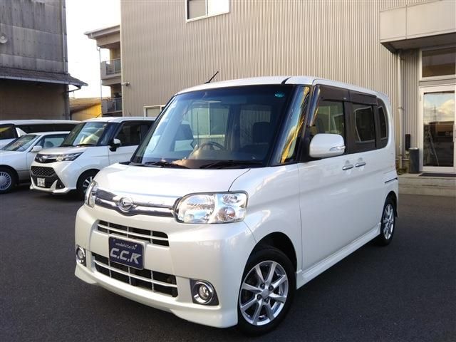 DAIHATSU TANTO 2013