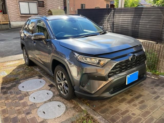 TOYOTA RAV4 2WD 2024