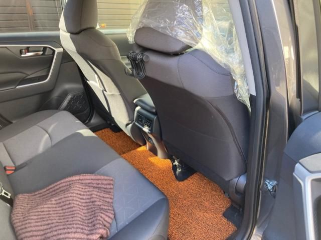 TOYOTA RAV4 2WD 2024