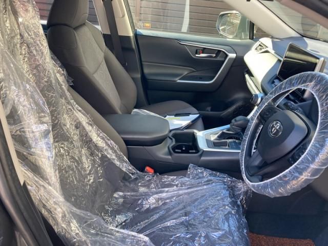 TOYOTA RAV4 2WD 2024