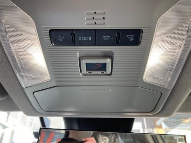 TOYOTA RAV4 2WD 2024