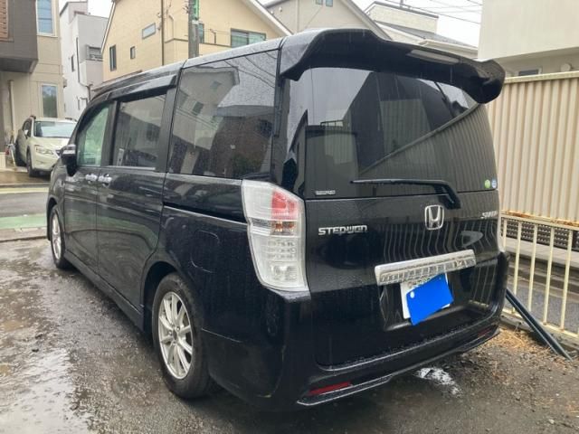 HONDA STEPWAGON SPADA 2012