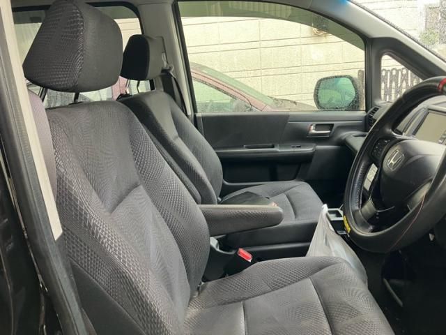 HONDA STEPWAGON SPADA 2012